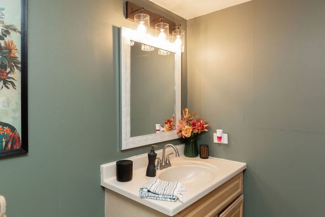 15713 OLD ORCHARD Court 2S, Orland Park, IL 60462