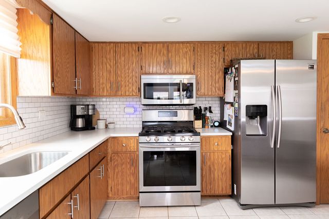 15713 OLD ORCHARD Court 2S, Orland Park, IL 60462