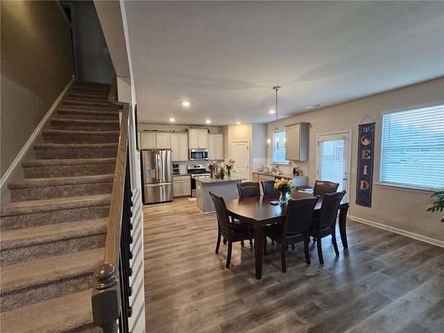 1823 Woodsley Place, Loganville, GA 30052