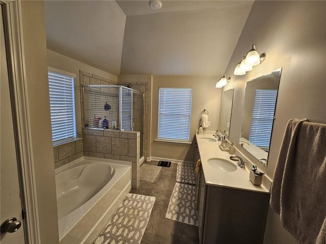 1823 Woodsley Place, Loganville, GA 30052