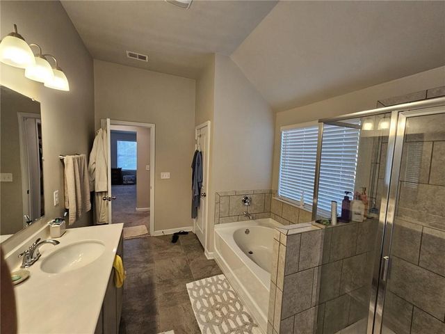 1823 Woodsley Place, Loganville, GA 30052