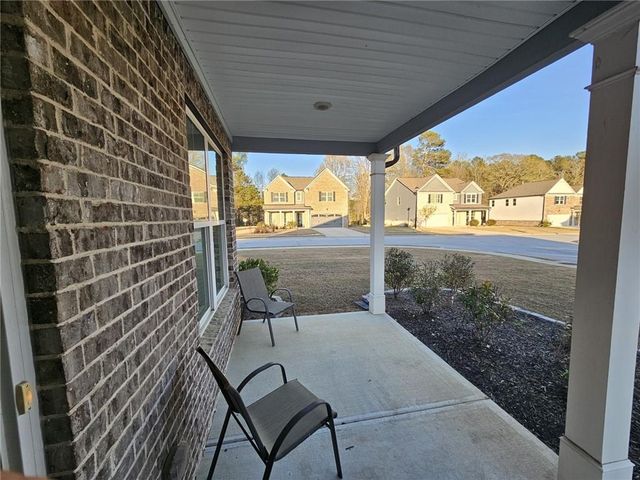 1823 Woodsley Place, Loganville, GA 30052