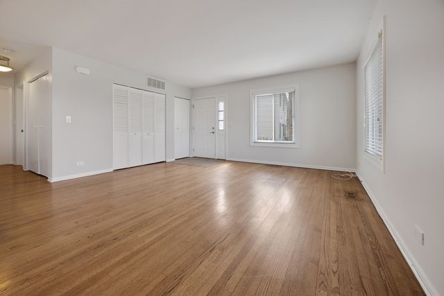 1634 Vermont Drive, Elk Grove Village, IL 60007