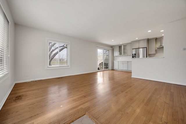 1634 Vermont Drive, Elk Grove Village, IL 60007