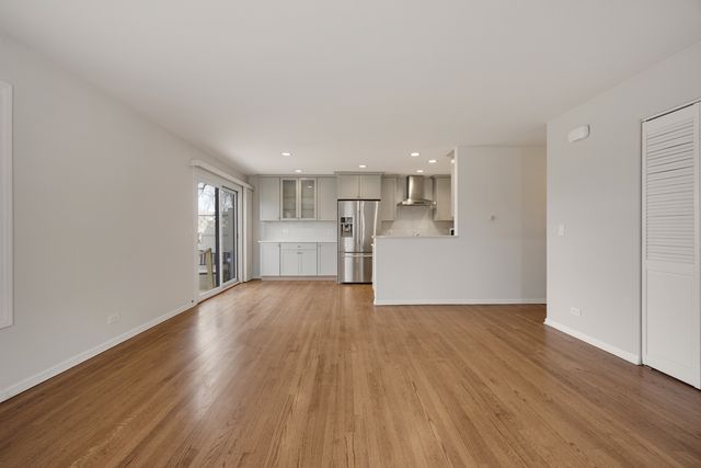 1634 Vermont Drive, Elk Grove Village, IL 60007