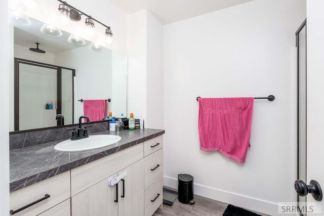 4242 Mansfield Dr, Idaho Falls, ID 83401