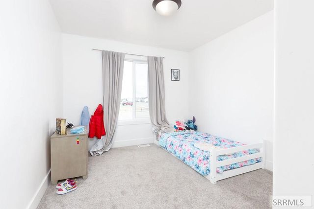 4242 Mansfield Dr, Idaho Falls, ID 83401