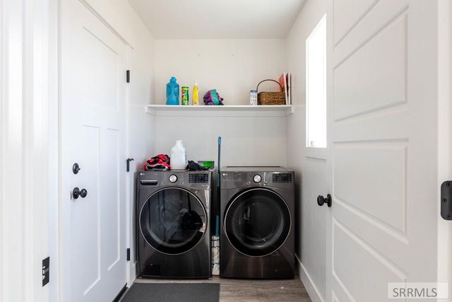 4242 Mansfield Dr, Idaho Falls, ID 83401