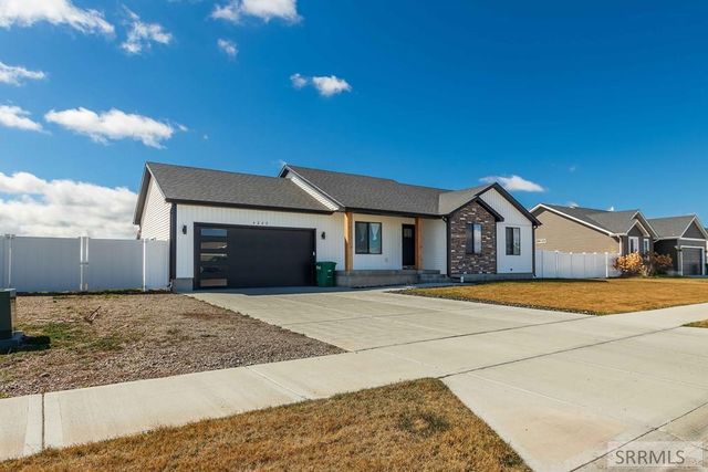 4242 Mansfield Dr, Idaho Falls, ID 83401