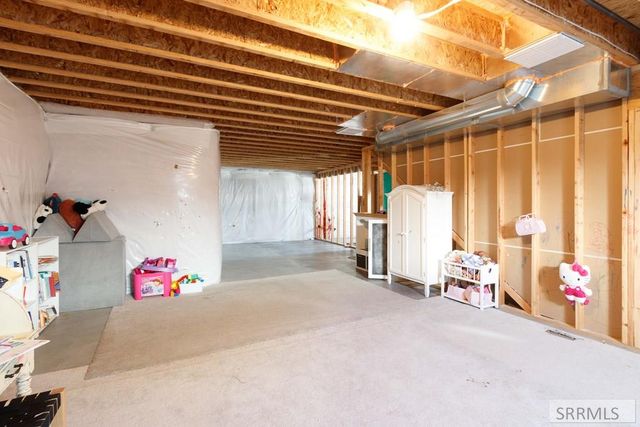 4242 Mansfield Dr, Idaho Falls, ID 83401