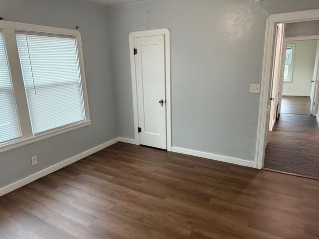 1409 N Divisadero Street, Visalia, CA 93291