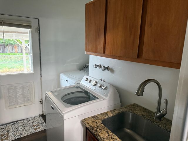 1409 N Divisadero Street, Visalia, CA 93291