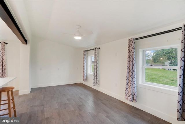 93 W HIGH ST, Yoe, PA 17313