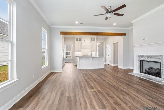 4041 Meeting St, Zachary, LA 70791