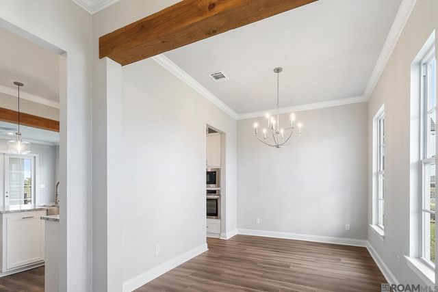 4041 Meeting St, Zachary, LA 70791