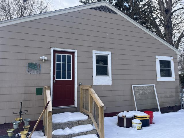 82 Leonard Avenue, Plattsburgh, NY 12901