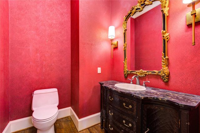 4615 Laurel Street, Bellaire, TX 77401