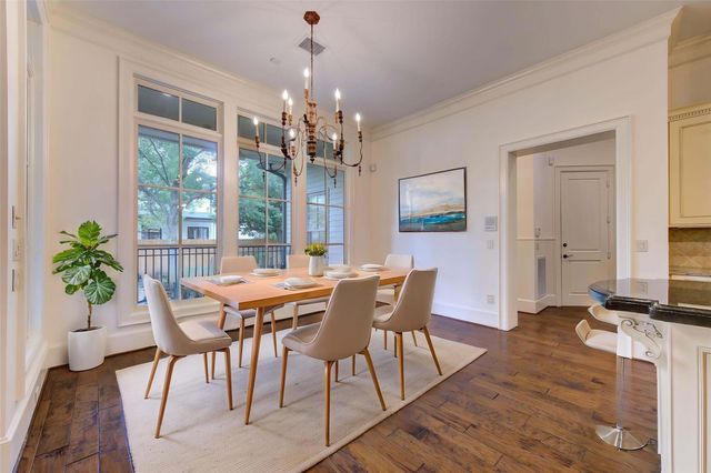 4615 Laurel Street, Bellaire, TX 77401