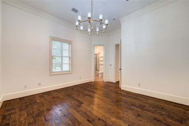 4615 Laurel Street, Bellaire, TX 77401