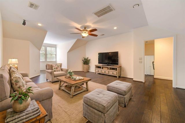 4615 Laurel Street, Bellaire, TX 77401