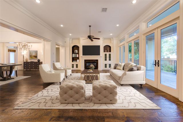 4615 Laurel Street, Bellaire, TX 77401