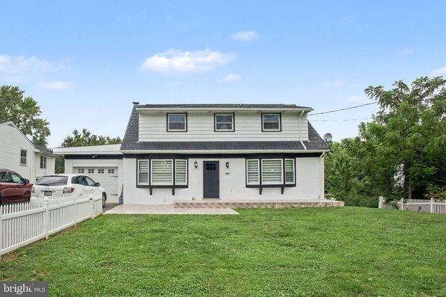 35 MEADOW LN, Lancaster, PA 17601