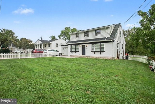 35 MEADOW LN, Lancaster, PA 17601
