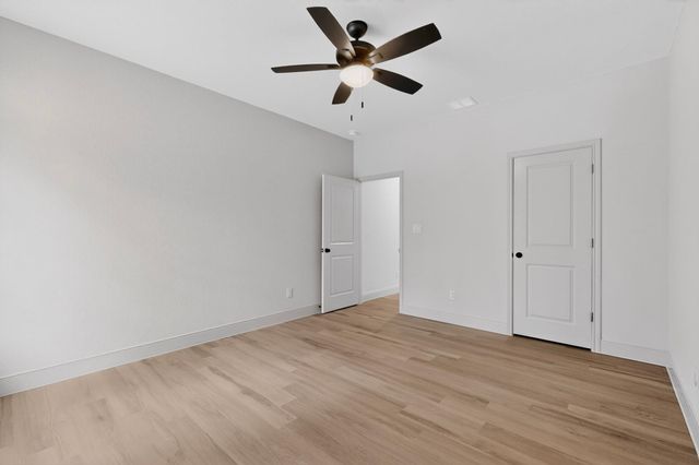 190 Molokini DR, Bastrop, TX 78602