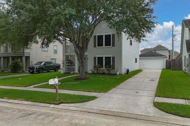 254 Rolling Brook Drive, Dickinson, TX 77539