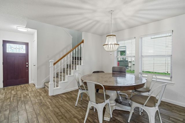 254 Rolling Brook Drive, Dickinson, TX 77539