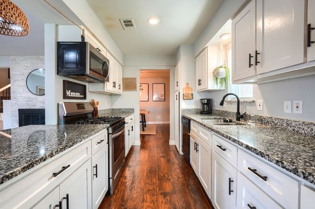 4029 Justice Lane, Garland, TX 75042