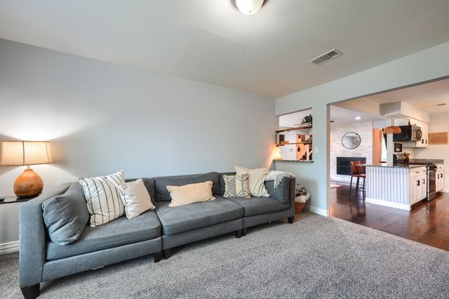 4029 Justice Lane, Garland, TX 75042