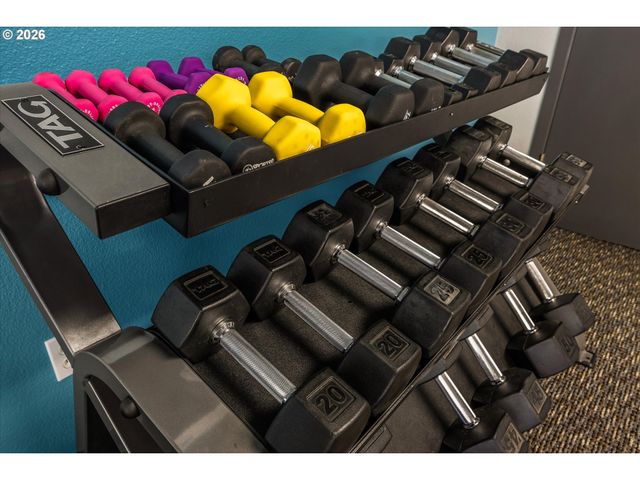 200 Sw BURNHAM Rd T404, Lake Oswego, OR 97034