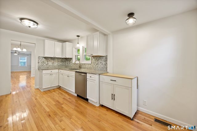 300 Sunnyside Avenue, Watertown, CT 06795