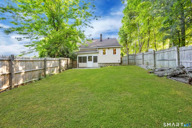 300 Sunnyside Avenue, Watertown, CT 06795