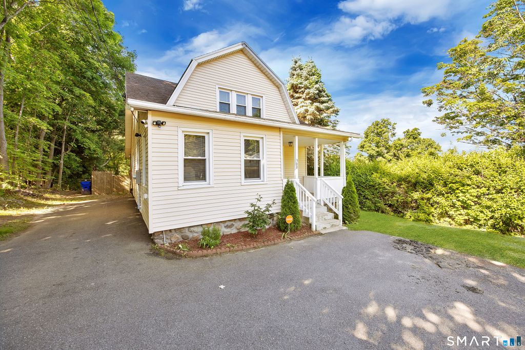 300 Sunnyside Avenue, Watertown, CT 06795