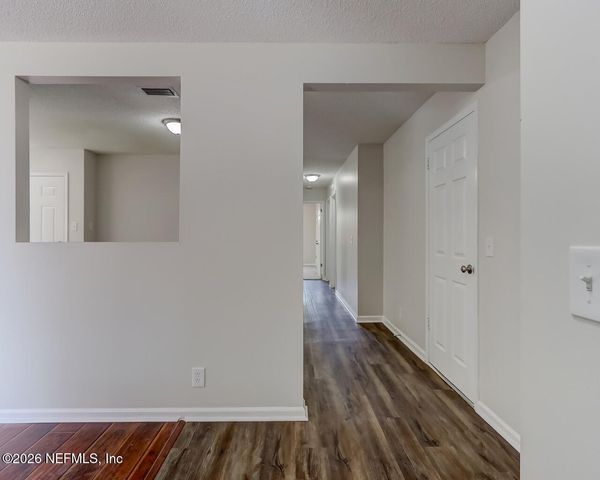 8946 6TH Avenue, Jacksonville, FL 32208