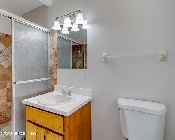 8946 6TH Avenue, Jacksonville, FL 32208