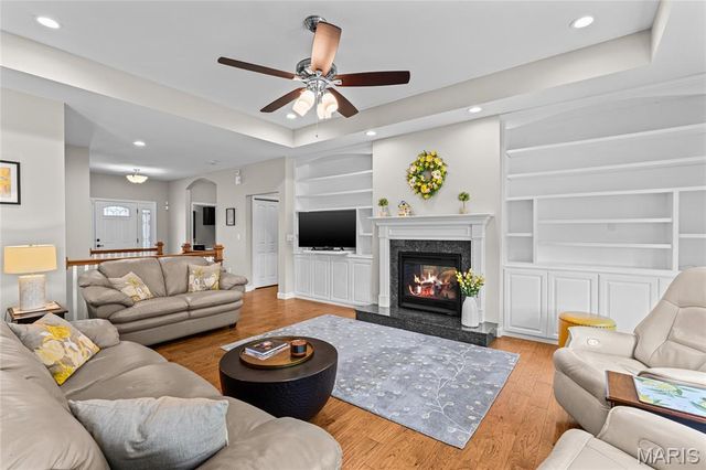 403 Willow Point Trail, O'fallon, IL 62269