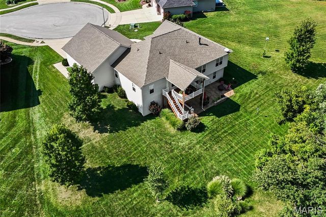403 Willow Point Trail, O'fallon, IL 62269