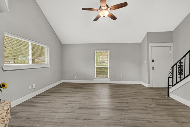 3802 Loft Forest Court, Kingwood, TX 77339