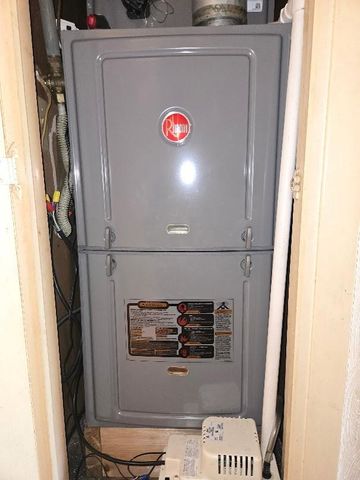 106 N Texas Street, Texas City, TX 77591