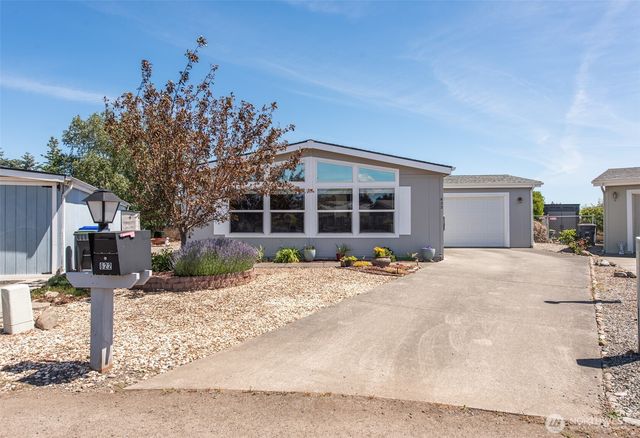 622 N Seventh Avenue, Sequim, WA 98382