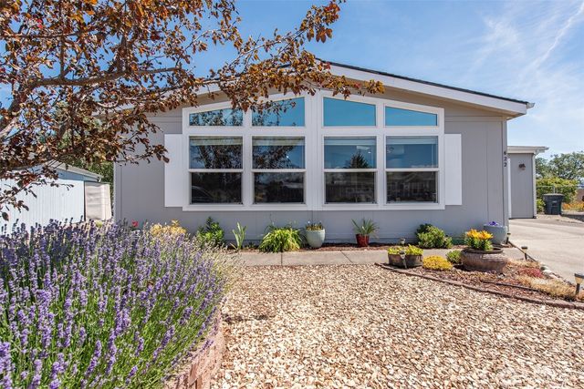 622 N Seventh Avenue, Sequim, WA 98382