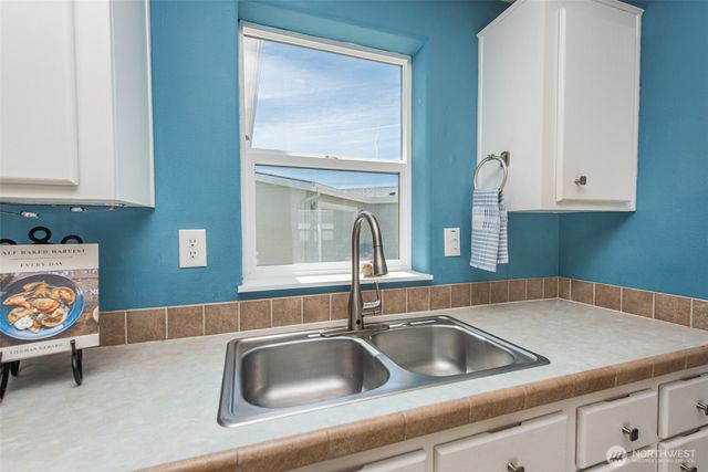 622 N Seventh Avenue, Sequim, WA 98382