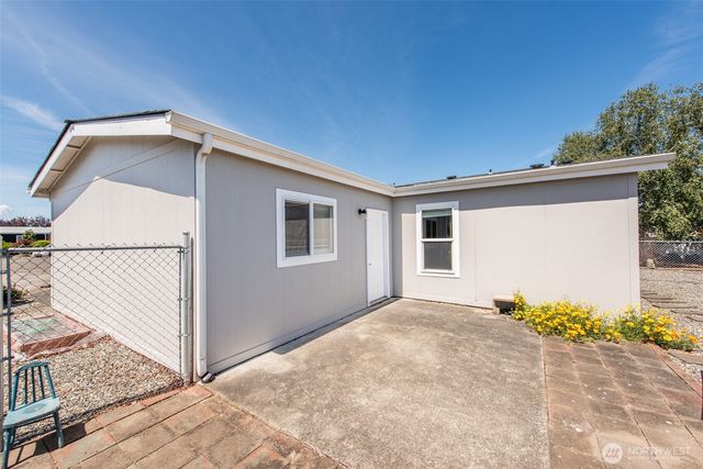 622 N Seventh Avenue, Sequim, WA 98382