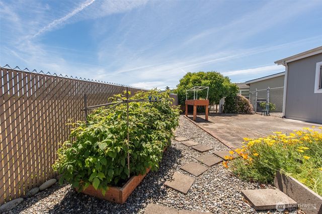 622 N Seventh Avenue, Sequim, WA 98382