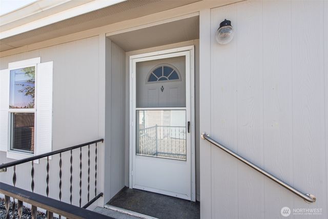 622 N Seventh Avenue, Sequim, WA 98382