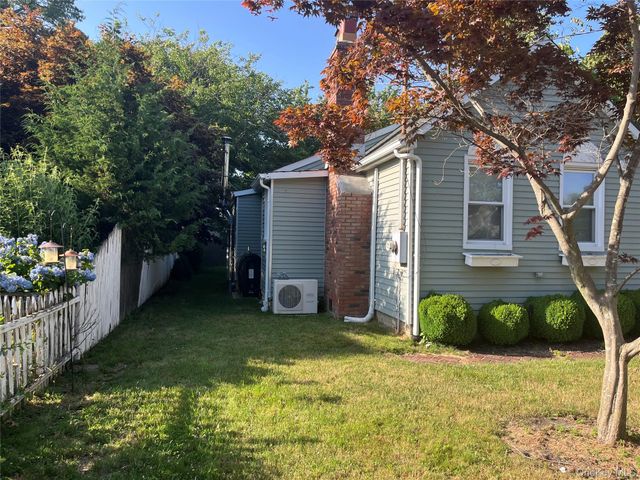 1 Saltaire Road, Sound Beach, NY 11789