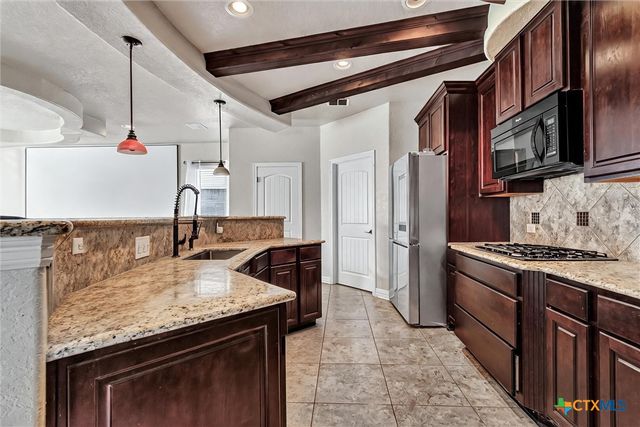 901 Easton Drive, San Marcos, TX 78666